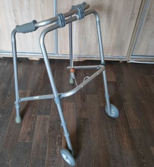 01BAS-K Stały balkonik rehabilitacyjny nr 01BAS-K